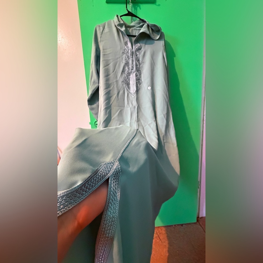 Djellaba olive green brand new